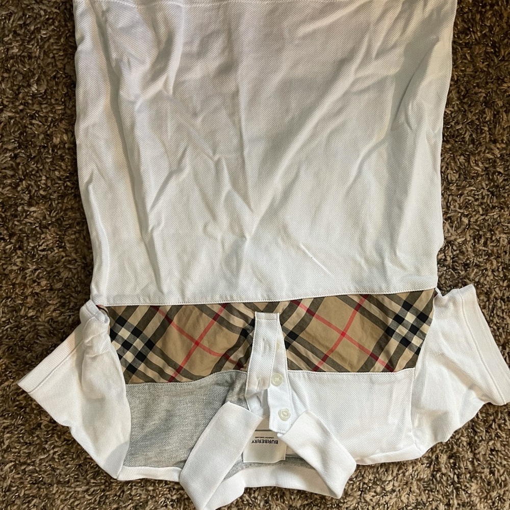 Burberry polo